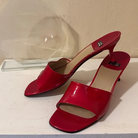 Stuart Weitzman Patent Leather Kitten Heels - Picture 1 of 3